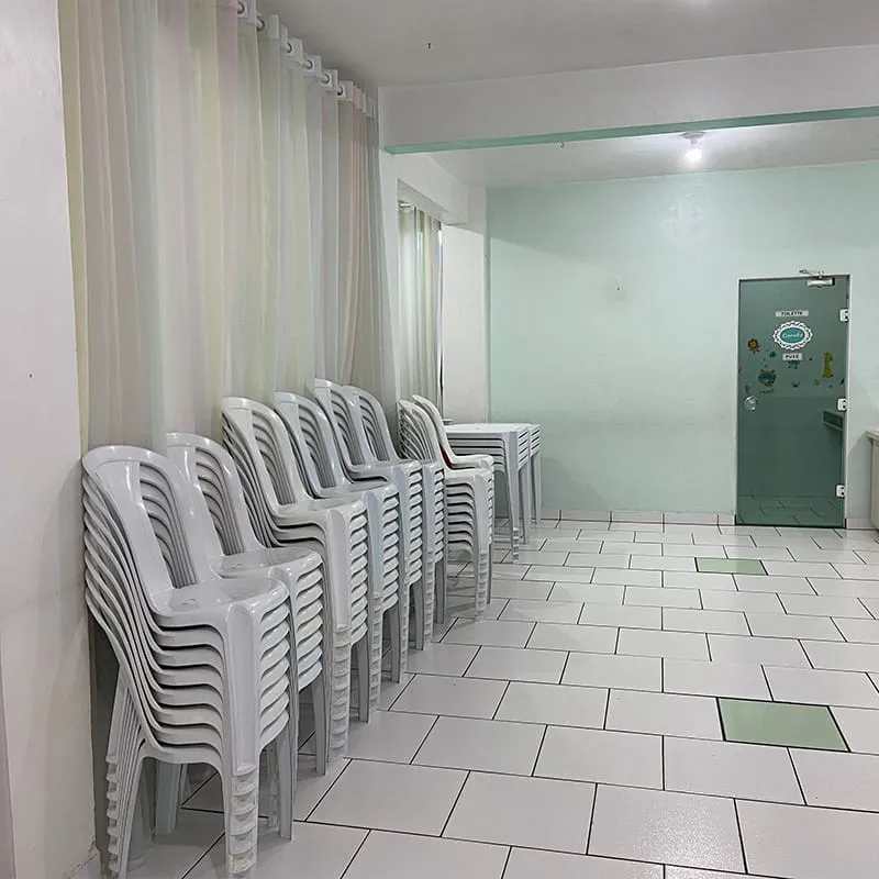 Salão Térreo MinanaFest - Área de jogos pebolim e sinuca