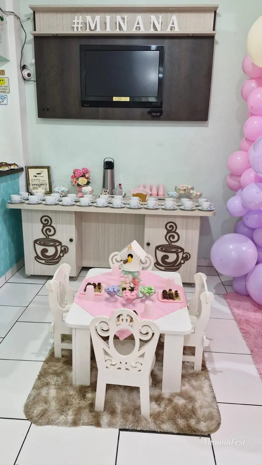 Espaço kids no Salão Térreo com brinquedos e área de recreação infantil